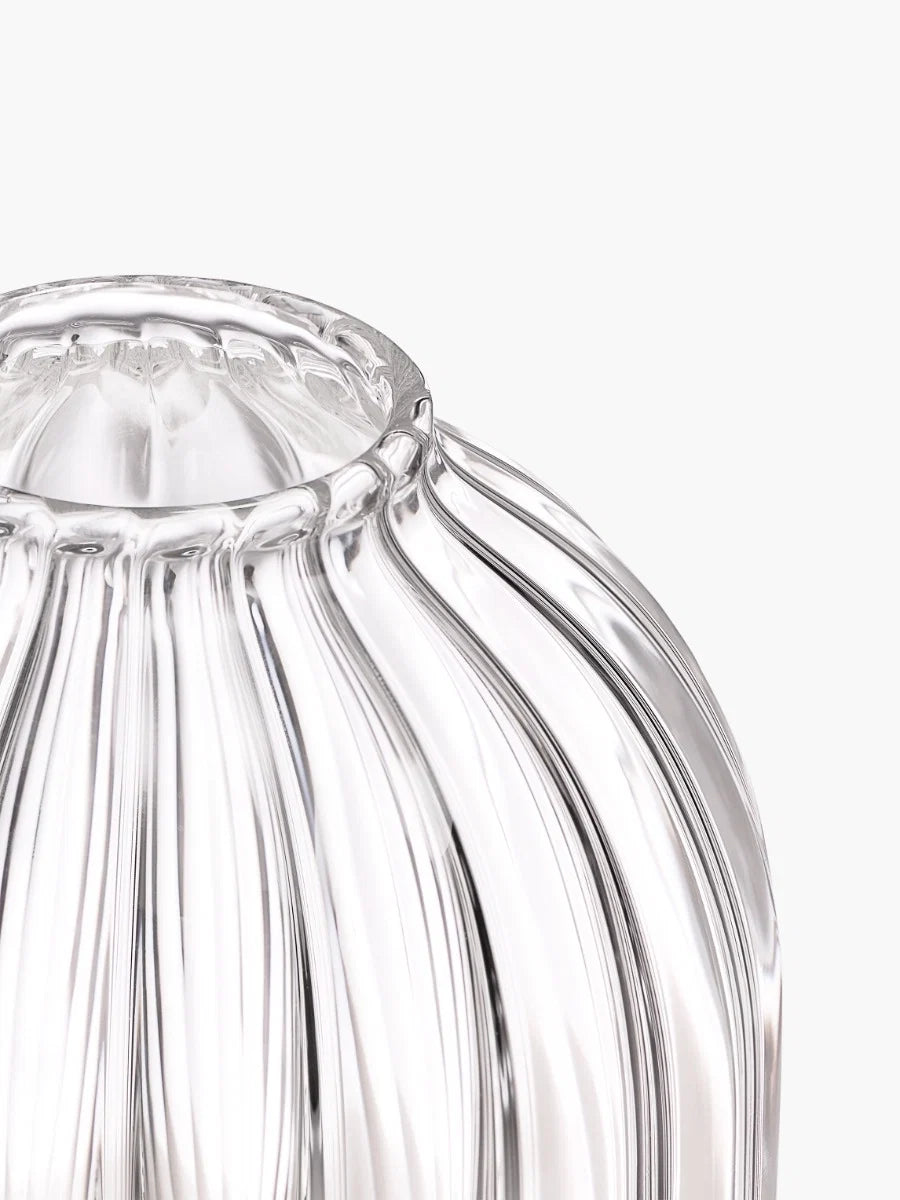 RIBBED CANDLE HOLDER FOR CLASSIC CANDLES