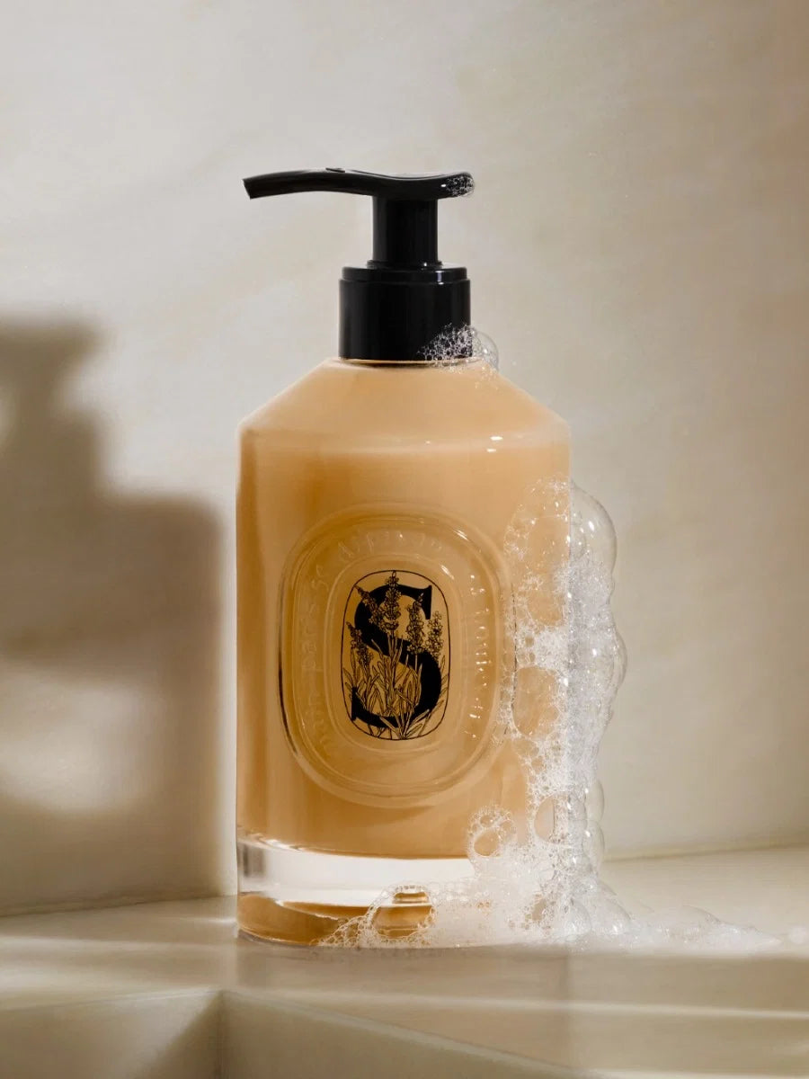 SOFTENING AND COMFORTING WASH FOR THE HANDS 350ml